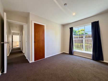 17 Glenside Avenue, Ilam - Photo 5