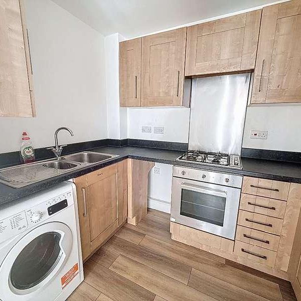 Crownford Avenue, Hanley, Stoke-on-trent, ST1 - Photo 1