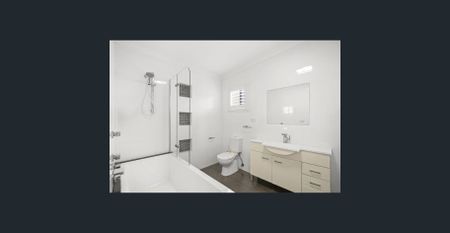 Charming Family Home in Berkeley Vale - Photo 4