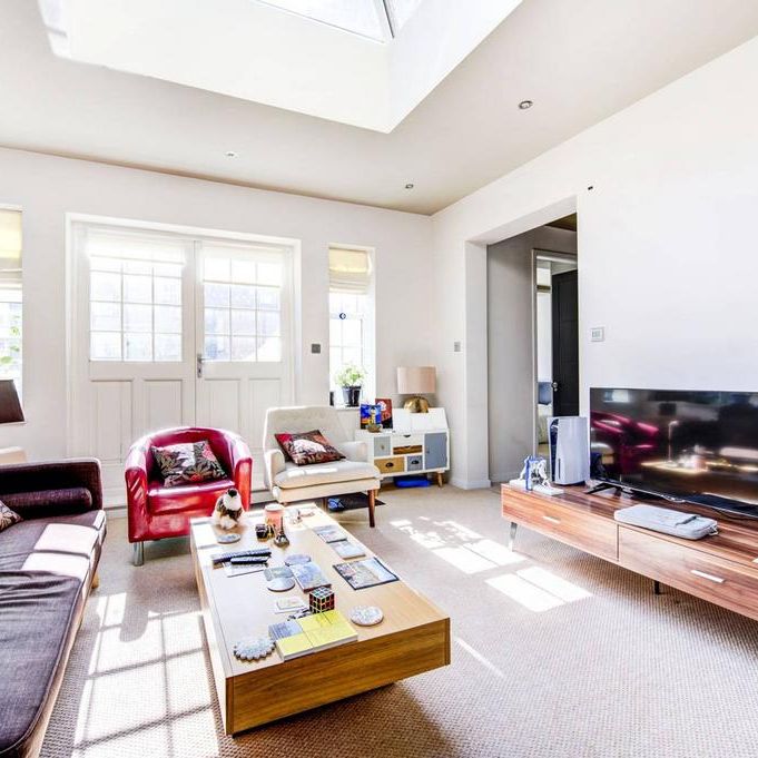 2 bedroom flat to rent - Photo 1