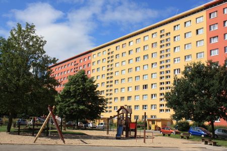 3-Raum-Wohnung mit Balkon im Zentrum - Foto 2