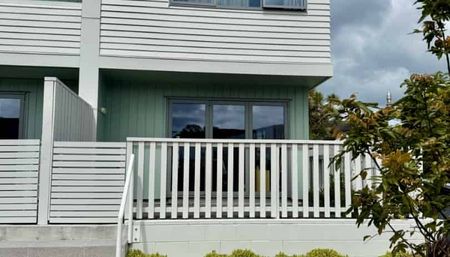 Beautiful 2 bedroom available now! - Photo 4