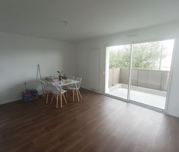 Location Appartement 2 pièces 41m² LE POIRE SUR VIE 85170 - Photo 2