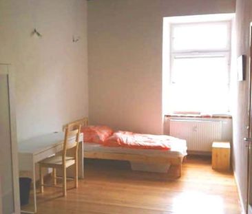 Zimmer in der Reger Platz - Photo 5