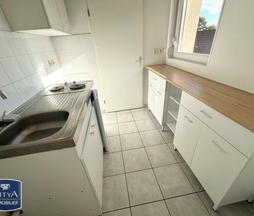 Location Appartement 2 pièces 54m² LE CATEAU CAMBRESIS 59360 - Photo 4