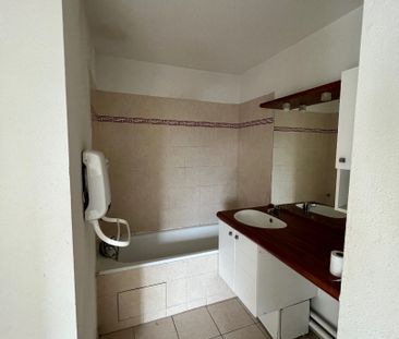 Location Appartement 2 pièces 41m² - Photo 6