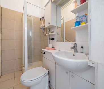 Studio to rent - Photo 6