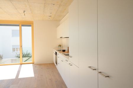 Moderne 2,5 Zimmerwohnung zu vermieten - Photo 3