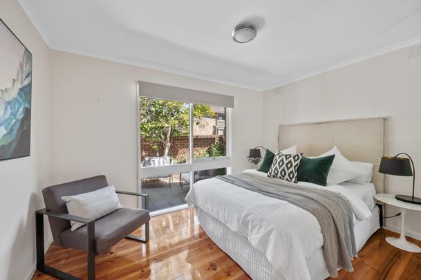 1/9 Erica Avenue, Glen Iris - Photo 1