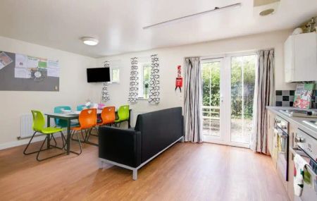 Deluxe Ensuite - Photo 2