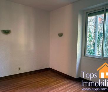 Location Appartement 2 pièces 44m² VILLEFRANCHE DE ROUERGUE 12200 - Photo 1