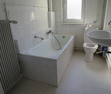 À LOUER ! Superbe appartement 3 pièces avec terrasse et balcons sit... - Photo 4