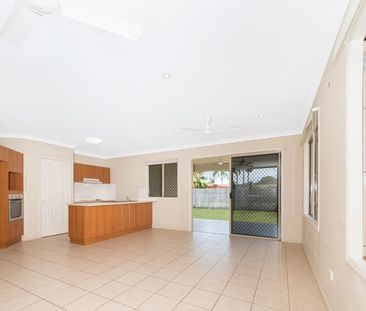 Comfortable Family Home in the Heart of Kirwan - Photo 5