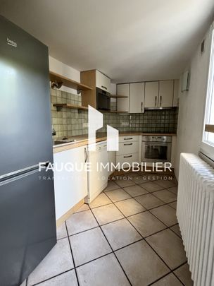 Location Maison 5 pièces 170m² MONTVENDRE 26120 - Photo 1