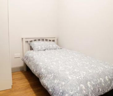 Apartment for rent, Royal Canal Terrace (Dublin City, Ireland) - Photo 1