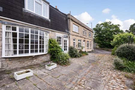 3 bedroom detached house to rent - Photo 5