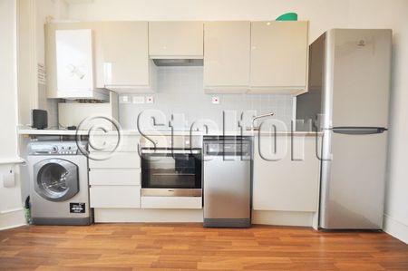 Clonbrock Road, N16, London - Photo 2