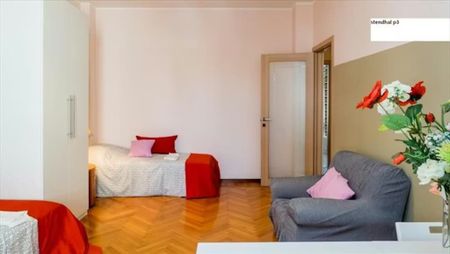 Via Stendhal, Milan, Lombardy 20144 - Photo 4