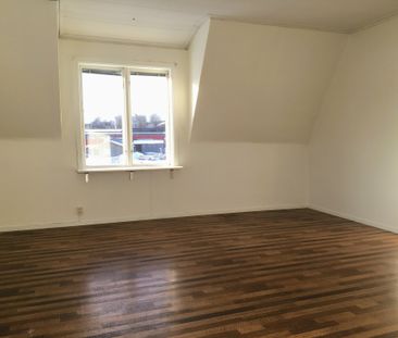 Ljus & rymlig 2:a i Högland - Foto 2