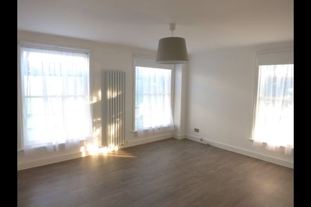 2 Bed Flat, Burney Street, SE10 - Photo 5