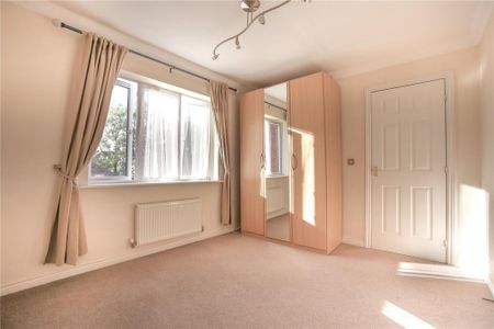 5 bedroom detached house to rent - Photo 4