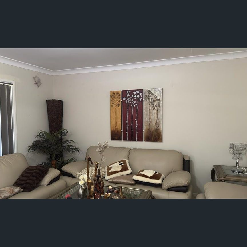 Charming Family Home in Prime Location - Photo 1