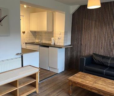 1 bedroom ground floor flat to rent - Photo 2