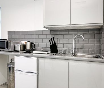 Room in a Shared House, Rotten Park Road, B16 - Photo 1