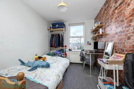 6 bedroom semi-detached house to rent - Photo 4