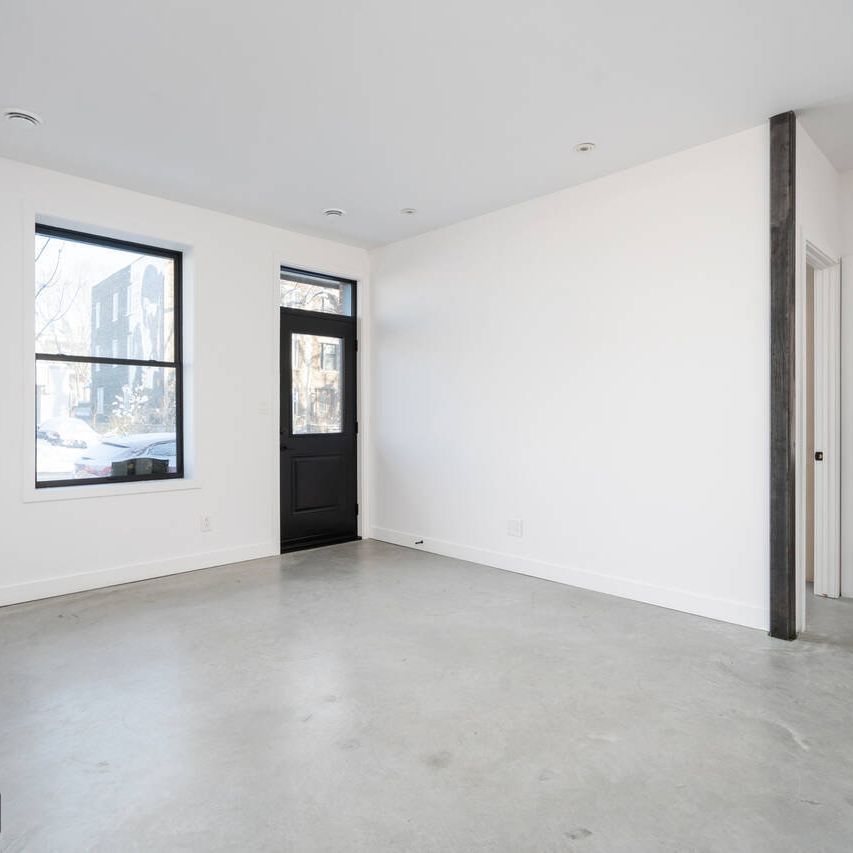 Condo for rent on the Plateau Mont-Royal | Semi-furnished & renovated - Photo 1
