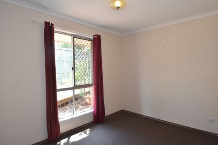 24 Yalumba Crescent, Wilsonton Heights QLD 4350 - House For Rent | Domain - Photo 3