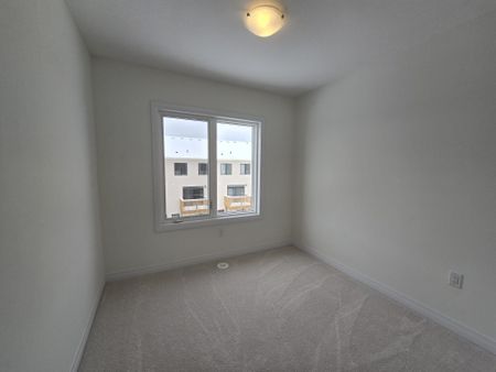 For Lease - 11 Greig Street, Brantford, Ontario - Photo 5