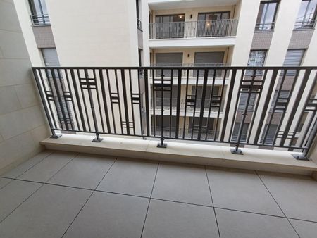 location Appartement T2 DE 49.47m² À CLICHY - Photo 4