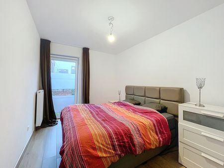 Aangenaam gelijkvloers appartement - Foto 3