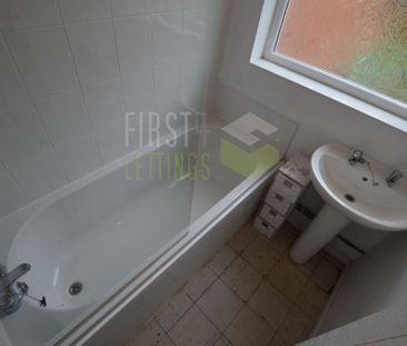 4 bedroom terraced house to rent - Photo 1