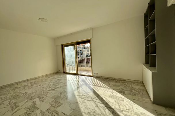 A louer à Nice à Cimiez. grand deux pièces, bas Cimiez - Photo 1