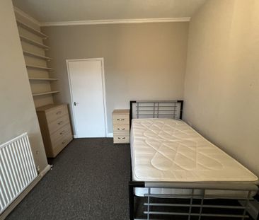 Nunnery Lane, South Bank - P1070 - Photo 2