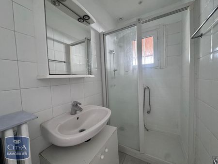 Location Maison 4 pièces 64m² PONT DE CHERUY 38230 - Photo 3