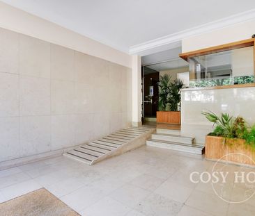 Appartement en location | Paris 16ème - Photo 2