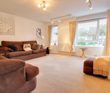 3 bedroom flat to rent - Photo 1