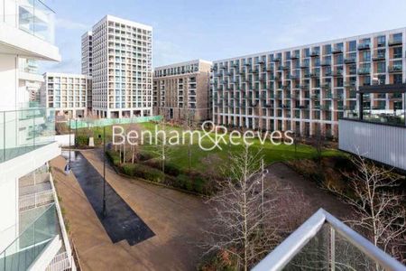 Royal Crest Avenue, Canary Wharf, E16 - Photo 2