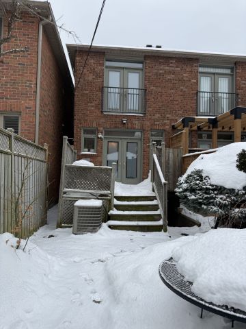For Lease - 105A Gough Avenue, Toronto, Ontario - Photo 2