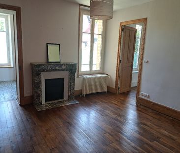 Location Appartement 4 pièces 83m² - Photo 3