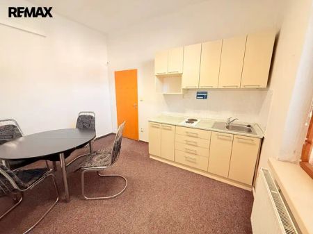 Pronájem bytu 2+1 pro studenty nebo pár- ulice Stodolní Ostrava - Photo 3