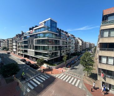 Gemeubeld: gerenoveerd appartement in centrum Knokke - Photo 5