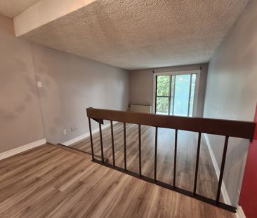Condo d'une chambre semi-meublé (Hydro + Internet inclus). - Photo 2