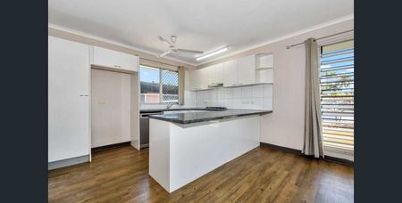 65 Victoria Drive - Photo 2