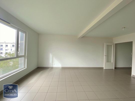 Location Appartement 4 pièces 106m² ST PIERRE DES CORPS 37700 - Photo 1