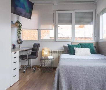 Room in a shared 5-bedroom apartment for rent in Gaztambide, Professionals only. - Foto 4