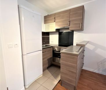 Location Appartement 1 pièce 32m² - Photo 4